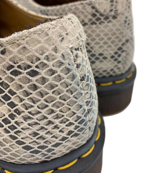 Dr.Martens（ドクターマーチン）Dr.Martens (ドクターマーチン) シューズ ライトグレー サイズ:26.5cmの古着・服飾アイテム