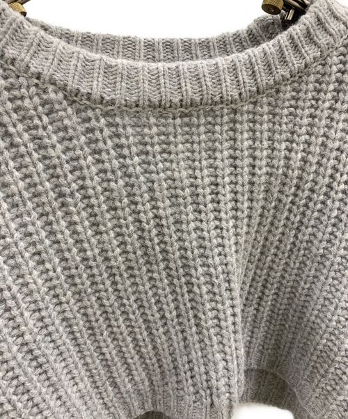 solamonat poche（ソラモナ ポッシェ）SOLAMONAT POCHE (ソラモナ ポッシェ) SOLAMONAT POCHE　ショート丈ニット グレー サイズ:FREEの古着・服飾アイテム