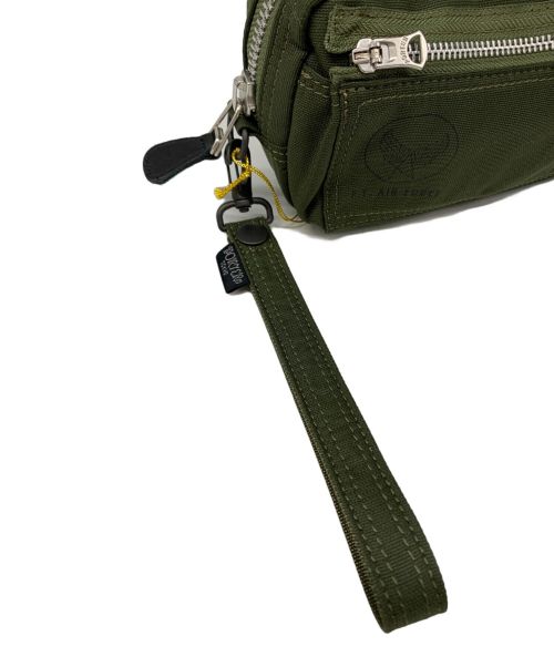 PORTER（ポーター）PORTER (ポーター) ポーチ オリーブの古着・服飾アイテム