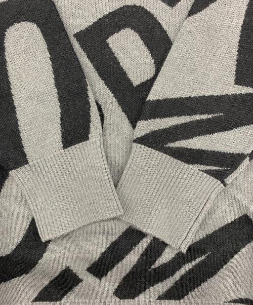 TaylorMade（テーラーメイド）TaylorMade (テーラーメイド) TaylorMade　TMクルーセーター グレー×ブラックの古着・服飾アイテム