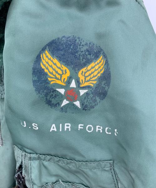 ALPHA INDUSTRIES（アルファインダストリーズ）ALPHA INDUSTRIES (アルファインダストリーズ) ALPHA INDUSTRIES　B-15Dフライトジャケット カーキ サイズ:Mの古着・服飾アイテム