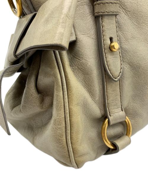 MIU MIU（ミュウミュウ）MIU MIU (ミュウミュウ) 2WAYバッグ ベージュの古着・服飾アイテム