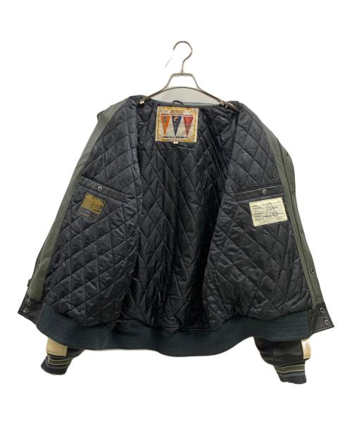 AVIREX（アヴィレックス）AVIREX (アヴィレックス) AVIREX STADIUM JACKET WILD BEARS ベージュ×ブラック サイズ:XLの古着・服飾アイテム