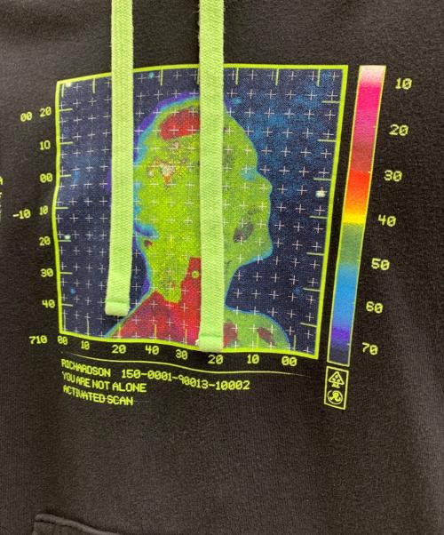 Richardson（リチャードソン）Richardson (リチャードソン) Richardson　プルオーバーパーカー ブラック サイズ:Mの古着・服飾アイテム