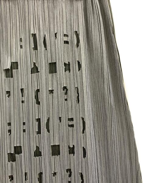 PLEATS PLEASE（プリーツプリーズ）PLEATS PLEASE (プリーツプリーズ) PLEATS PLEASE　プリーツ加工スカート グレー×ブラック サイズ:34の古着・服飾アイテム