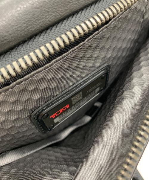 TUMI（トゥミ）TUMI (トゥミ) ワンショルダーバッグ ネイビー×ブラックの古着・服飾アイテム