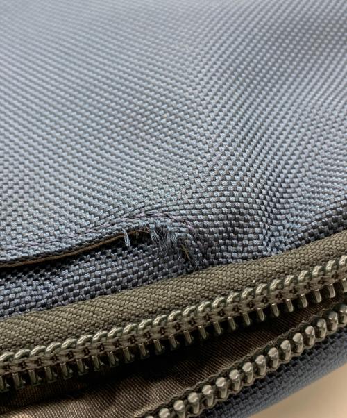 TUMI（トゥミ）TUMI (トゥミ) ワンショルダーバッグ ネイビー×ブラックの古着・服飾アイテム