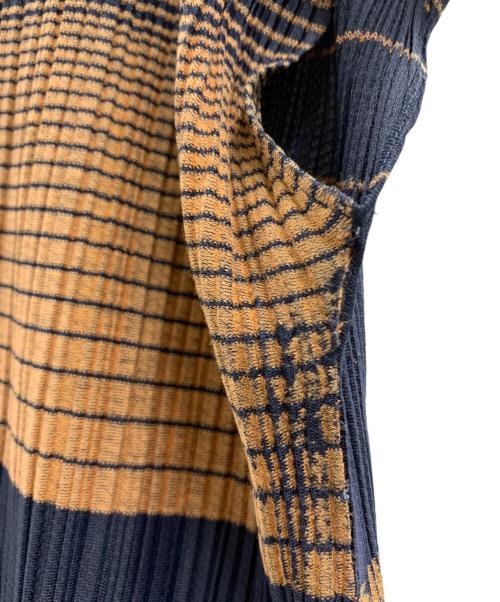 PLEATS PLEASE（プリーツプリーズ）PLEATS PLEASE (プリーツプリーズ) PLEATS PLEASE　プリーツワンピース ネイビー×ブラウン サイズ:3の古着・服飾アイテム