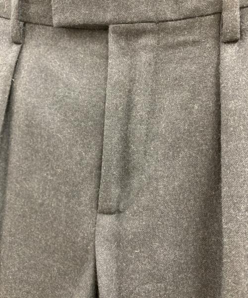 GUCCI（グッチ）GUCCI (グッチ) GUCCI　ウールスラックス チャコールグレー サイズ:7-44Rの古着・服飾アイテム
