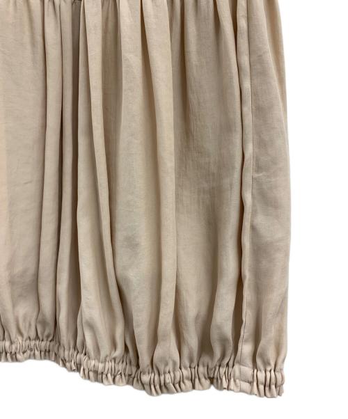 SACRA（サクラ）SACRA (サクラ) SACRA　ティアードロングスカート ベージュ サイズ:S 未使用品の古着・服飾アイテム