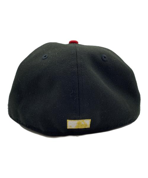 New Era（ニューエラ）New Era (ニューエラ) New Era　キャップ ブラック×ゴールドの古着・服飾アイテム