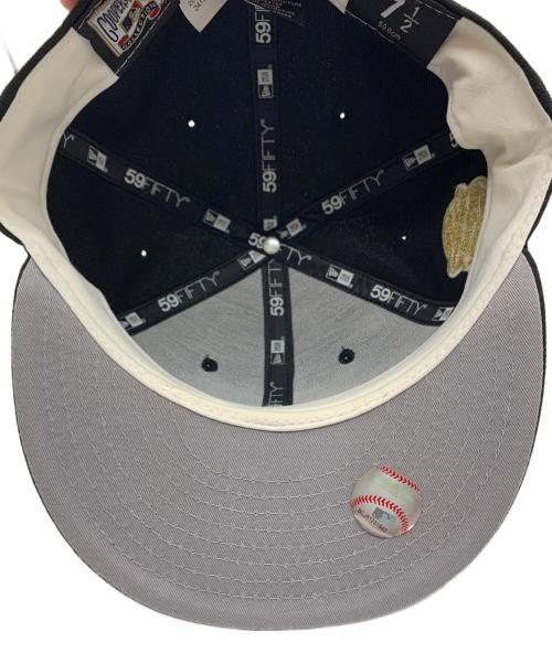 New Era（ニューエラ）New Era (ニューエラ) New Era　キャップ ブラック×ゴールドの古着・服飾アイテム