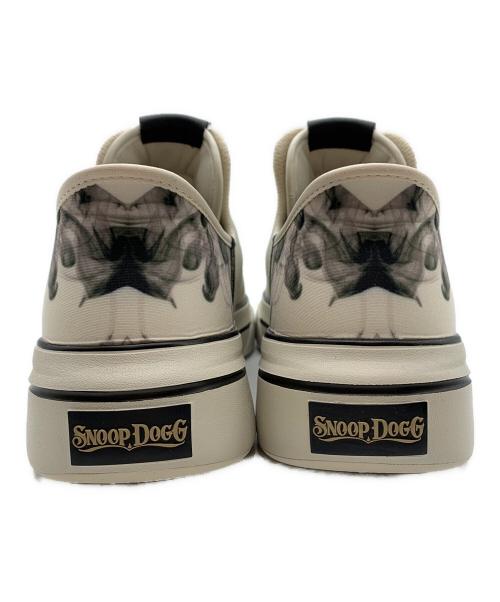 SKECHERS（スケッチャーズ）SKECHERS (スケッチャーズ) Snoop Dogg (スヌープドッグ) SKECHERS　Snoop Doggスニーカー アイボリー×ブラック サイズ:27の古着・服飾アイテム