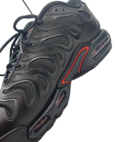 NIKE（ナイキ）NIKE (ナイキ) NIKE　スニーカー ブラック×レッド サイズ:27.5の古着・服飾アイテム