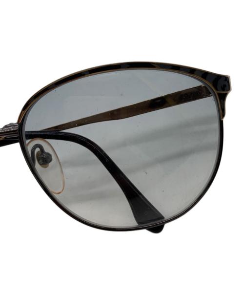 Yves Saint Laurent（イヴサンローラン）Yves Saint Laurent (イヴサンローラン) Yves Saint Laurent　14.サングラス ブラックの古着・服飾アイテム