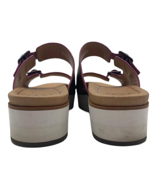 UGG（アグ）UGG (アグ) UGG　サンダル ブラウン サイズ:25の古着・服飾アイテム