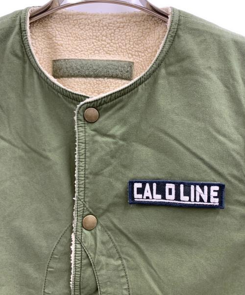 CAL O LINE（キャルオーライン）CAL O LINE (キャルオーライン) CAL O LINE　裏ボアベスト グリーン×ベージュ サイズ:Mの古着・服飾アイテム