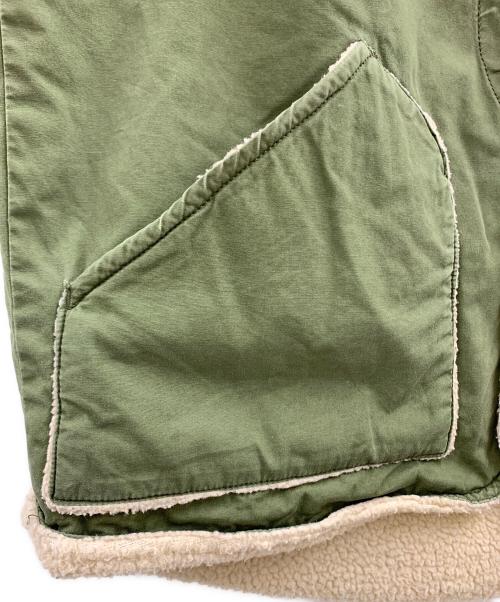 CAL O LINE（キャルオーライン）CAL O LINE (キャルオーライン) CAL O LINE　裏ボアベスト グリーン×ベージュ サイズ:Mの古着・服飾アイテム