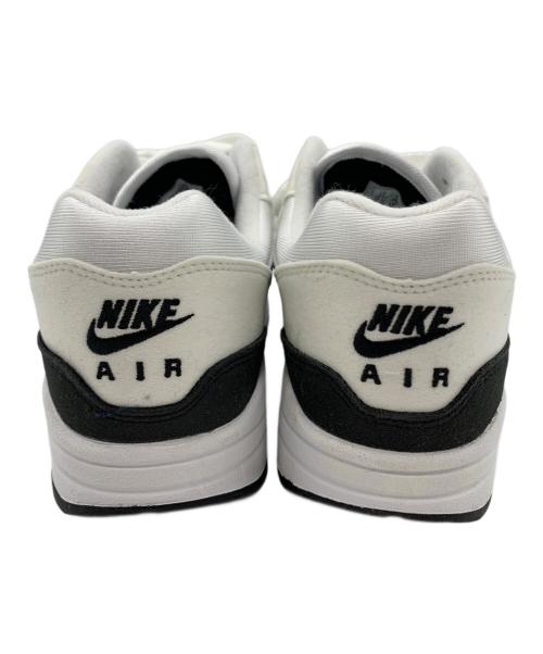 NIKE（ナイキ）NIKE (ナイキ) NIKE　スニーカー ホワイト×ブラック サイズ:27ｃｍの古着・服飾アイテム