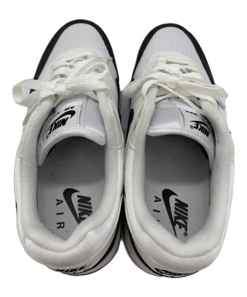 NIKE（ナイキ）NIKE (ナイキ) NIKE　スニーカー ホワイト×ブラック サイズ:27ｃｍの古着・服飾アイテム