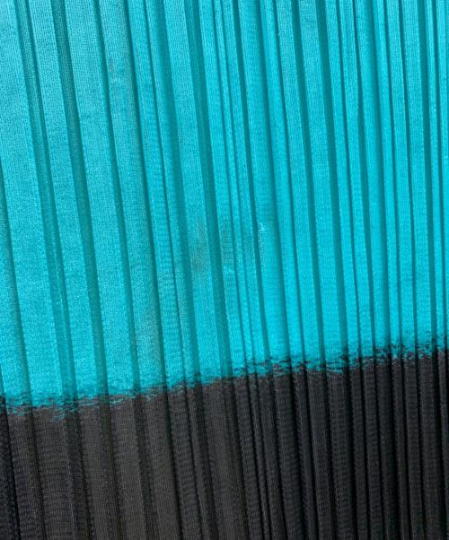 PLEATS PLEASE（プリーツプリーズ）PLEATS PLEASE (プリーツプリーズ) PLEATS PLEASE　ノースリーブブラウス ブラック×グレー×ブルー サイズ:3の古着・服飾アイテム