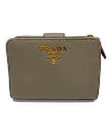 PRADA（プラダ）の古着「PRADA　2つ折り財布」｜ARGILLA