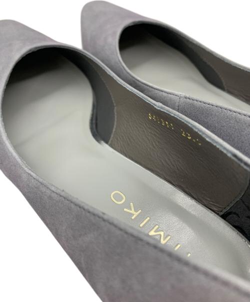 卑弥呼（ヒミコ）卑弥呼 (ヒミコ) 卑弥呼(ヒミコ)　ソフトスクエアトゥプレーンパンプス ブルーグレー サイズ:23.5ｃｍの古着・服飾アイテム