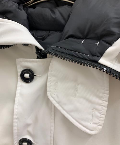 CANADA GOOSE（カナダグース）CANADA GOOSE (カナダグース) CANADA GOOSE　ダウンジャケット アイボリー サイズ:Sの古着・服飾アイテム