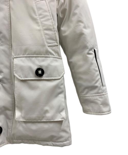 CANADA GOOSE（カナダグース）CANADA GOOSE (カナダグース) CANADA GOOSE　ダウンジャケット アイボリー サイズ:Sの古着・服飾アイテム