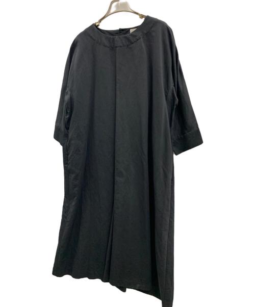 tumugu（ツムグ）tumugu (ツムグ) tumugu　半袖ワンピース ブラック サイズ:FREEの古着・服飾アイテム