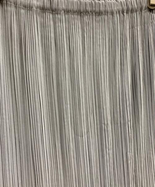 ISSEY MIYAKE（イッセイミヤケ）ISSEY MIYAKE (イッセイミヤケ) ISSEY MIYAKE プリーツスカート グレー サイズ:2の古着・服飾アイテム