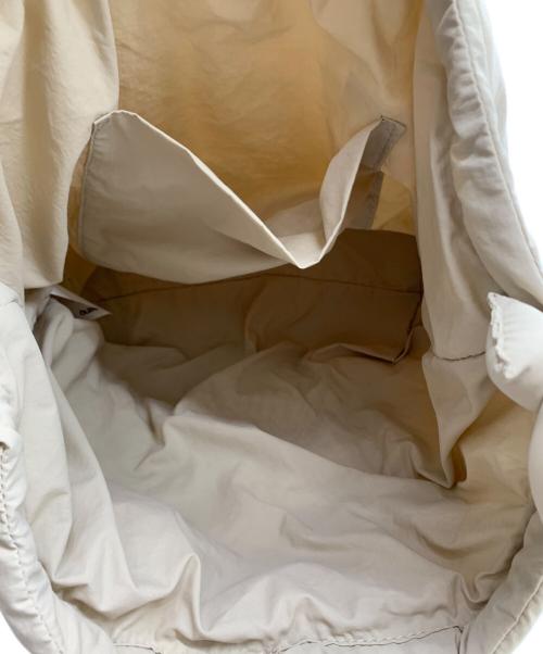 olend（オレンド）olend (オレンド) OLEND（オレンド）ナイロンバッグ ベージュの古着・服飾アイテム