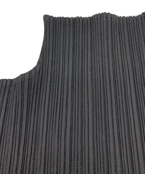 PLEATS PLEASE（プリーツプリーズ）PLEATS PLEASE (プリーツプリーズ) PLEATS PLEASE　ノースリーブブラウス ブラック サイズ:3の古着・服飾アイテム