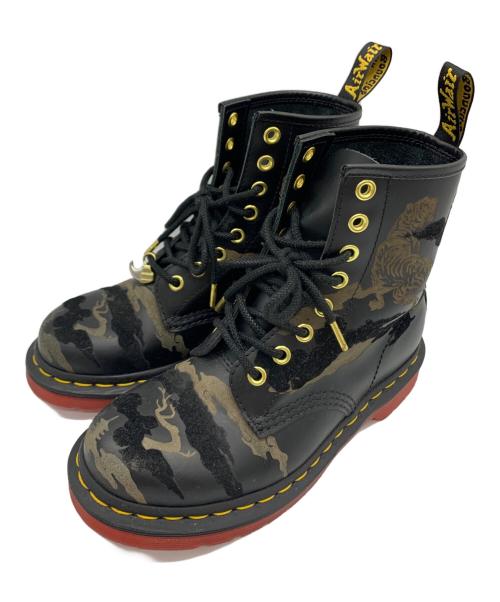 Dr.Martens（ドクターマーチン）Dr.Martens (ドクターマーチン) Dr.Martens　8ホールブーツ ブラック×レッド サイズ:23ｃｍの古着・服飾アイテム
