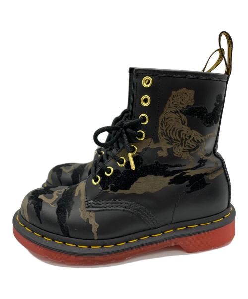 Dr.Martens（ドクターマーチン）Dr.Martens (ドクターマーチン) Dr.Martens　8ホールブーツ ブラック×レッド サイズ:23ｃｍの古着・服飾アイテム