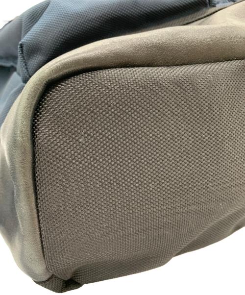 TUMI（トゥミ）TUMI (トゥミ) TUMI　リュック ネイビー×ブラックの古着・服飾アイテム