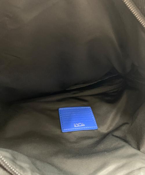 TUMI（トゥミ）TUMI (トゥミ) TUMI　リュック ネイビー×ブラックの古着・服飾アイテム