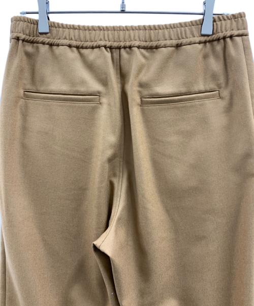 UNIVERSAL PRODUCTS.（ユニバーサルプロダクツ）UNIVERSAL PRODUCTS. (ユニバーサルプロダクツ) UNIVERSAL PRODUCTS.　イージーウールパンツ ブラウン サイズ:SIZE 2の古着・服飾アイテム