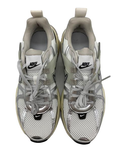 NIKE（ナイキ）NIKE (ナイキ) V2K RUN グレー サイズ:27.5の古着・服飾アイテム