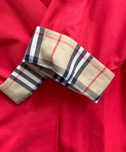 BURBERRY LONDON（バーバリーロンドン）BURBERRY LONDON (バーバリーロンドン) BURBERRY LONDON　コート レッド サイズ:不明の古着・服飾アイテム