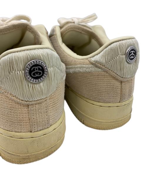 NIKE（ナイキ）NIKE (ナイキ) stussy (ステューシー) NIKE stussy スニーカー ベージュ サイズ:27ｃｍの古着・服飾アイテム