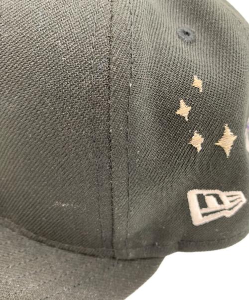 New Era（ニューエラ）New Era (ニューエラ) Supreme (シュプリーム) New Era　	Supreme　キャップ ブラック サイズ:7 3/8(58.7cm)の古着・服飾アイテム