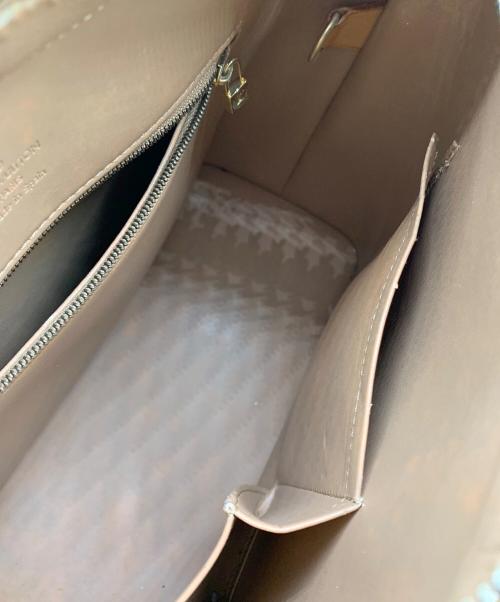 LOUIS VUITTON（ルイ ヴィトン）LOUIS VUITTON (ルイ ヴィトン) LOUIS VUITTON ヴェルニ  トートバッグ ベージュの古着・服飾アイテム
