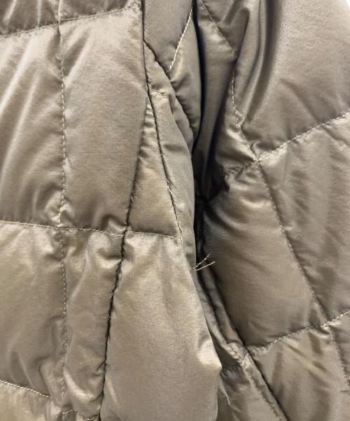 GRAMICCI（グラミチ）GRAMICCI (グラミチ) TAION (タイオン) クルーネック ダウンジャケット カーキ サイズ:XSの古着・服飾アイテム