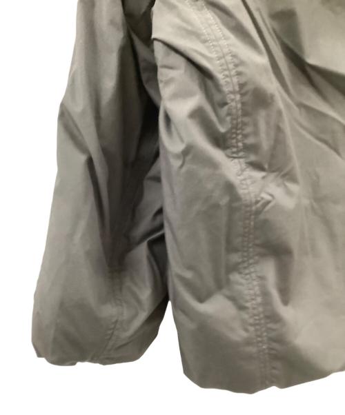 UNIQLO U（ユニクロ ユー）UNIQLO U (ユニクロ ユー) UNIQLO U　ダウンジャケット ダークグレー サイズ:Sの古着・服飾アイテム