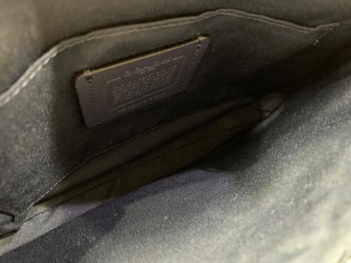 COACH（コーチ）COACH (コーチ) ショルダーバッグ ネイビーの古着・服飾アイテム