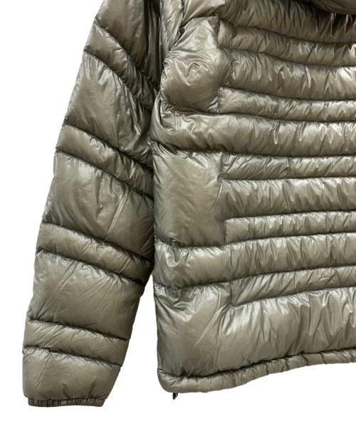 THE NORTH FACE（ザ ノース フェイス）THE NORTH FACE (ザ ノース フェイス) THE NORTH FACE　ダウンジャケット グレー サイズ:Mの古着・服飾アイテム