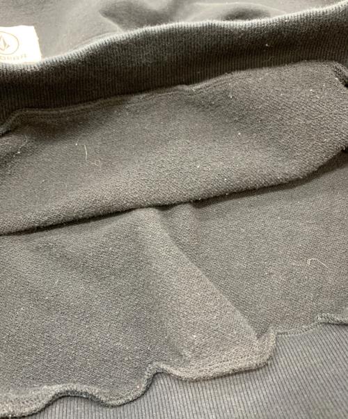 VOLCOM  UNDER R（ボルコム アンダーアール）VOLCOM  UNDER R (ボルコム アンダーアール) VOLCOM UNDER R　プルオーバーパーカー ブラック サイズ:Lの古着・服飾アイテム