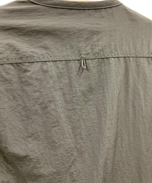 Liberaiders（リベレイダース）Liberaiders (リベレイダース) Liberaiders ナイロンジャケット ブラック サイズ:Mの古着・服飾アイテム