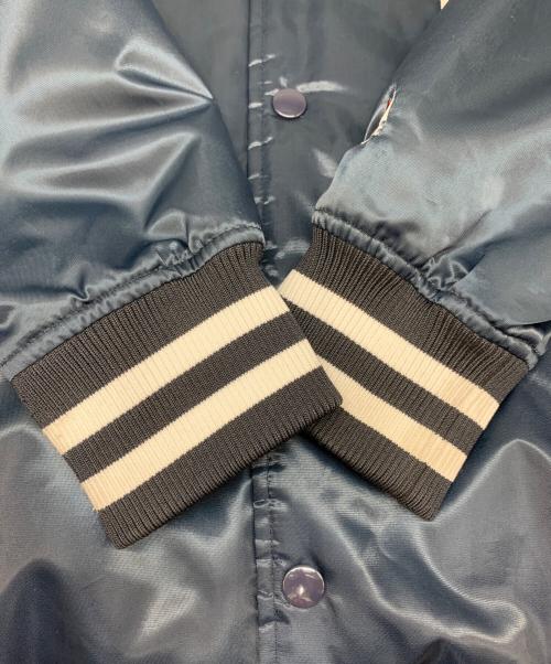 Liberaiders（リベレイダース）Liberaiders (リベレイダース) Majestic (マジェスティック) Liberaiders　Majestic　スタジャン ネイビー サイズ:Mの古着・服飾アイテム